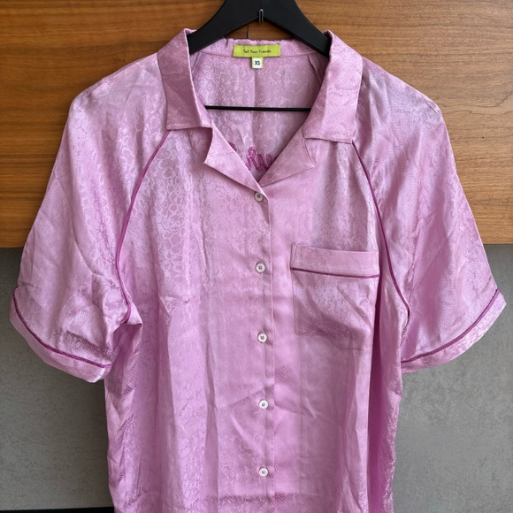 Revolver TELL YOUR FRIENDS Bowling Shirtlavender, Size XS - Picture 9 of 16